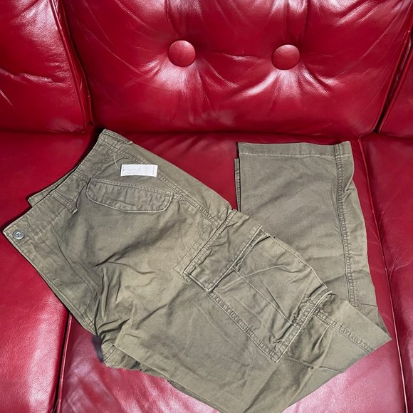 Old Navy Heavy Cargo Pants 40x34 - Picture 1 of 3